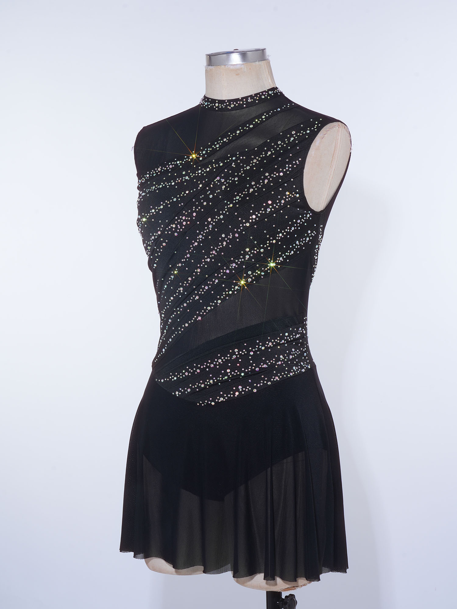 Rhinestone Banding Trim - ชุดจั๊มสูทเลื่อมประดับเพชรสำหรับผู้หญิง แบบเปิดหลัง ชายกระโปรงไม่สม่ำเสมอ แต่งพู่ห้อย ชุดเต้นแทงโก้ ชะชะช่า
